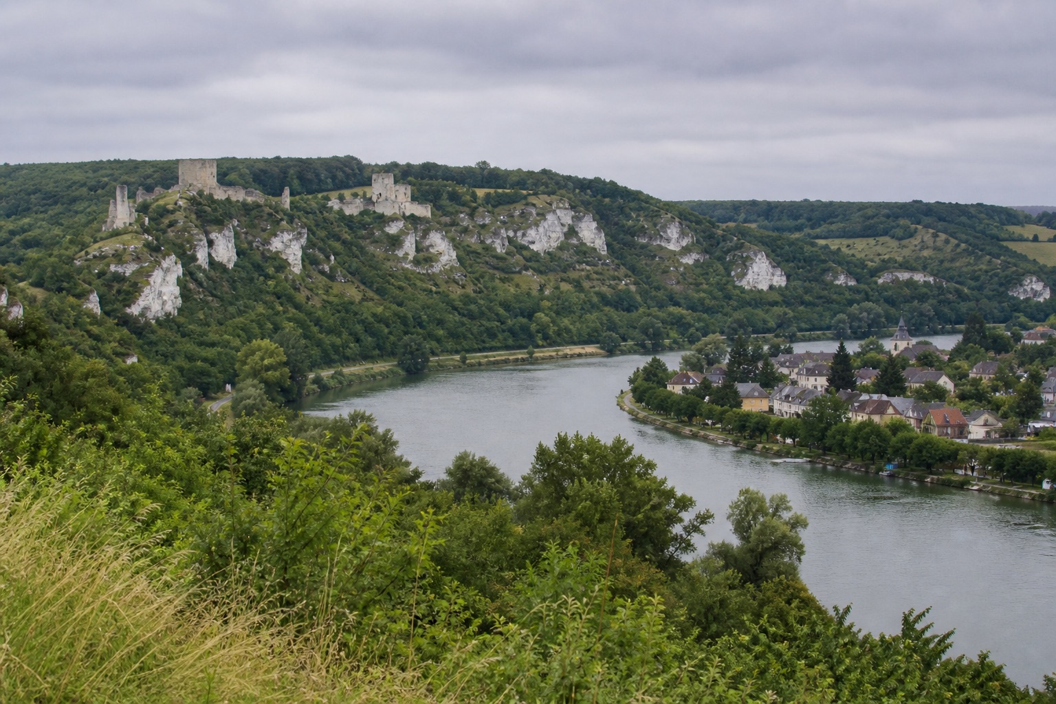 Les Andelys et la Seine